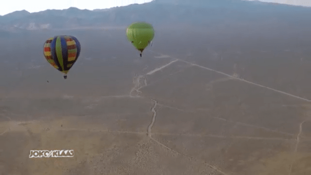 Joko vs Klaas Rope Swing Stunt